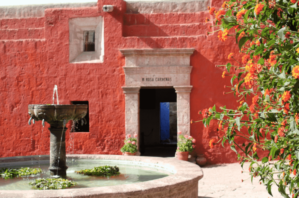 Monastère de Santa Catalina, Arequipa, Pérou / Photo : Flickr - Ross Huggett
