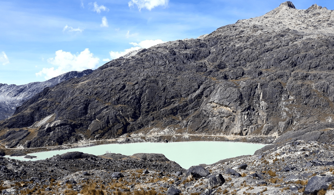 Marcher sur le glacier Huayna Potosi en Bolivie