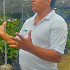 Visite Fabrique Cacao En Equateur, Voyage Avec Espaces Andins