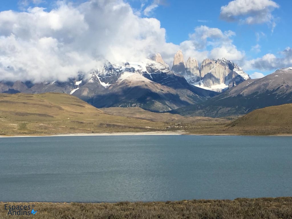 Visite et randonnée dans le Parc National Torres del Paine au Chili
